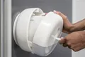 Ďalší obrázok produktu Zásobník TORK SmartOne Mini na toaletný papier so stredovým odvíjaním biely T9 [1 ks]